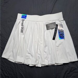 Indero White Pleated Tennis Skort with Elastic Waistband (0014)
